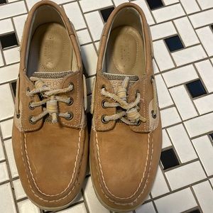 Sperry two-tone top sider